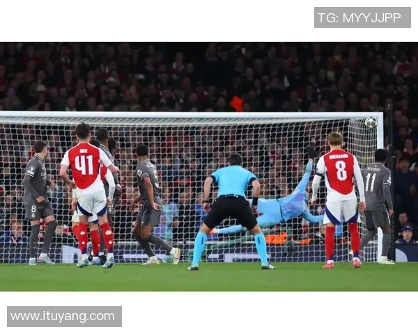 欧冠激战曼联逆转皇马红牌事件引发全场热议精彩集锦回顾