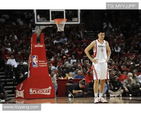 姚明抱枕带你体验篮球巨星的温暖与陪伴，感受运动激情与舒适生活的完美结合