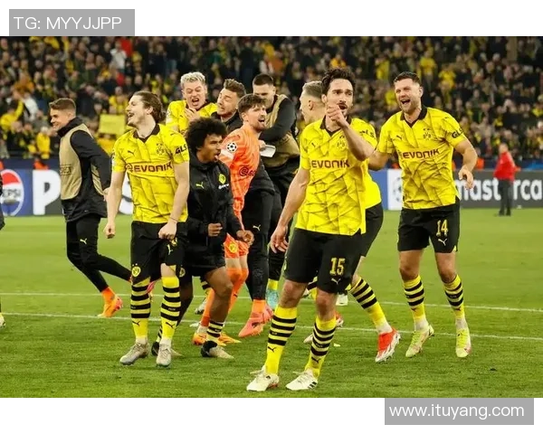 欧冠激战：多特蒙德逆转曼联全场回顾与数据分析