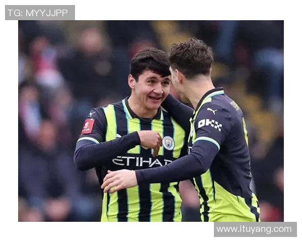 欧联杯精彩对决尤文图斯与曼城战成平局帽子戏法引发全场热潮