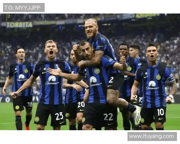 欧冠大战：多特蒙德4-0国米点球争议引发全场热议