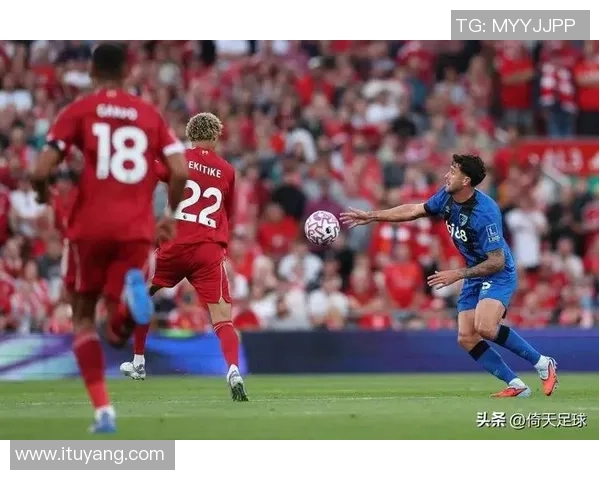 英超激战利物浦逆转里昂补时绝杀引发争议判罚全场沸腾