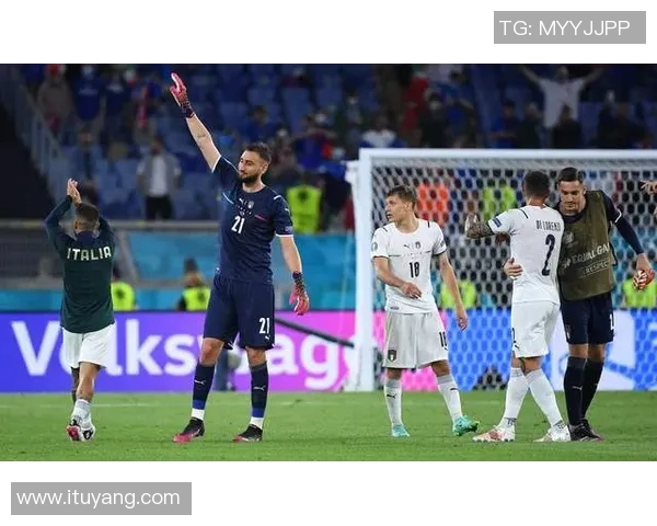 足总杯激战成平局AC米兰与巴黎圣日耳曼互交白卷精彩瞬间回顾