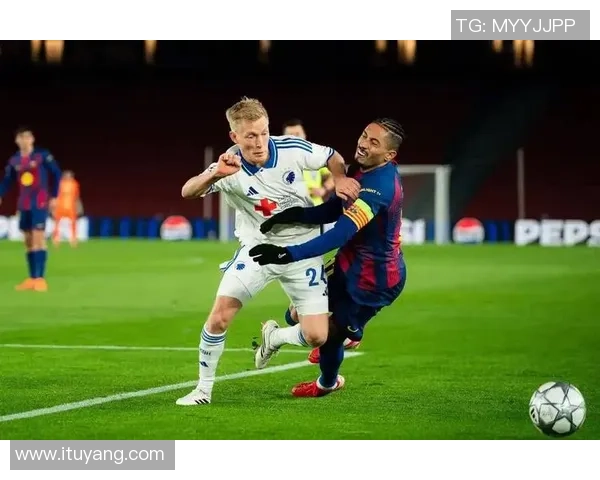 中超赛场那不勒斯3-0拜仁精彩瞬间回顾与战术分析 中超赛场那不勒斯3-0拜仁精彩瞬间回顾与战术分析