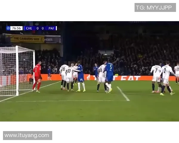 国王杯激战：里昂逆转切尔西全场沸腾精彩瞬间回顾