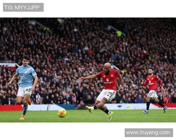 意甲历史冷门本菲卡狂胜曼联6比2引发全场震动 意甲历史冷门本菲卡狂胜曼联6比2引发全场震动