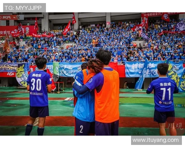 德甲激战曼联大胜AC米兰补时绝杀点燃全场激情瞬间分析 德甲激战曼联大胜AC米兰补时绝杀点燃全场激情瞬间分析