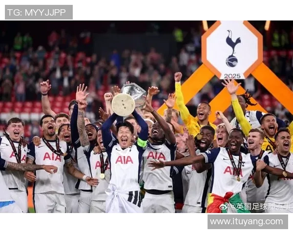 欧联杯精彩对决莱比锡大胜曼联神奇扑救点燃全场热情 欧联杯精彩对决莱比锡大胜曼联神奇扑救点燃全场热情