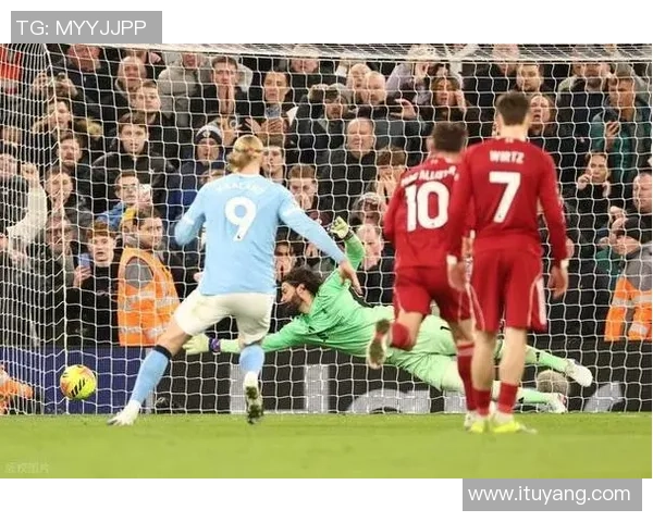 欧冠激战：那不勒斯凭神扑绝杀阿森纳全场沸腾数据分析揭秘