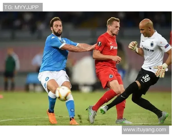 欧联杯波尔图与那不勒斯激战成平局帽子戏法瞬间点燃全场激情